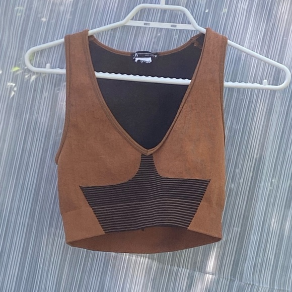 ☀️ZARA☀️ active stretchy top - Picture 5 of 6